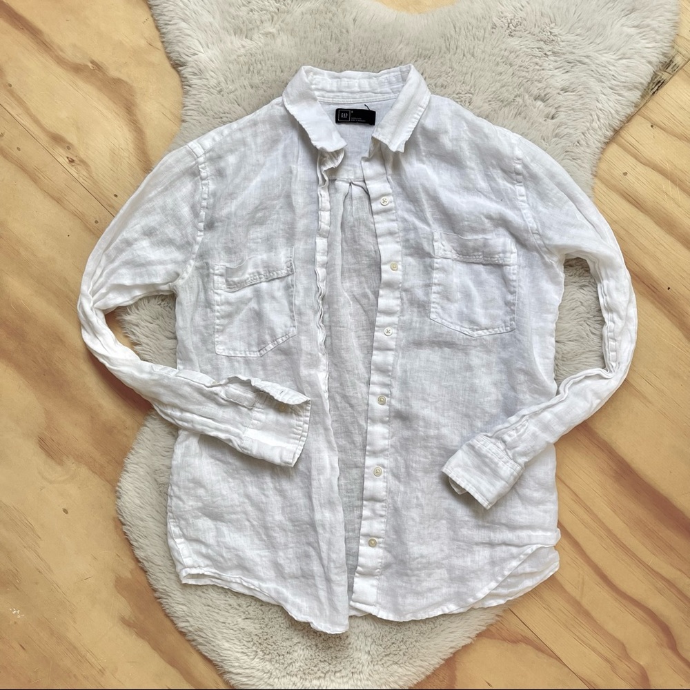 GAP 100% linen Button Down Shirt